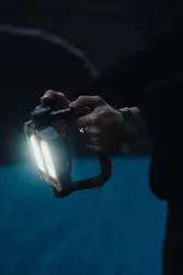 20W LED FLOOD LIGHT פנס נטען 20 וואט